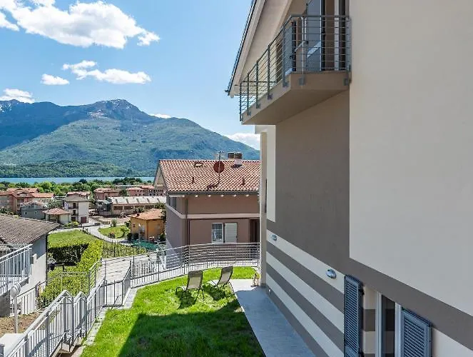 Laura's Little Diamond - Bel Post Apartment Domaso